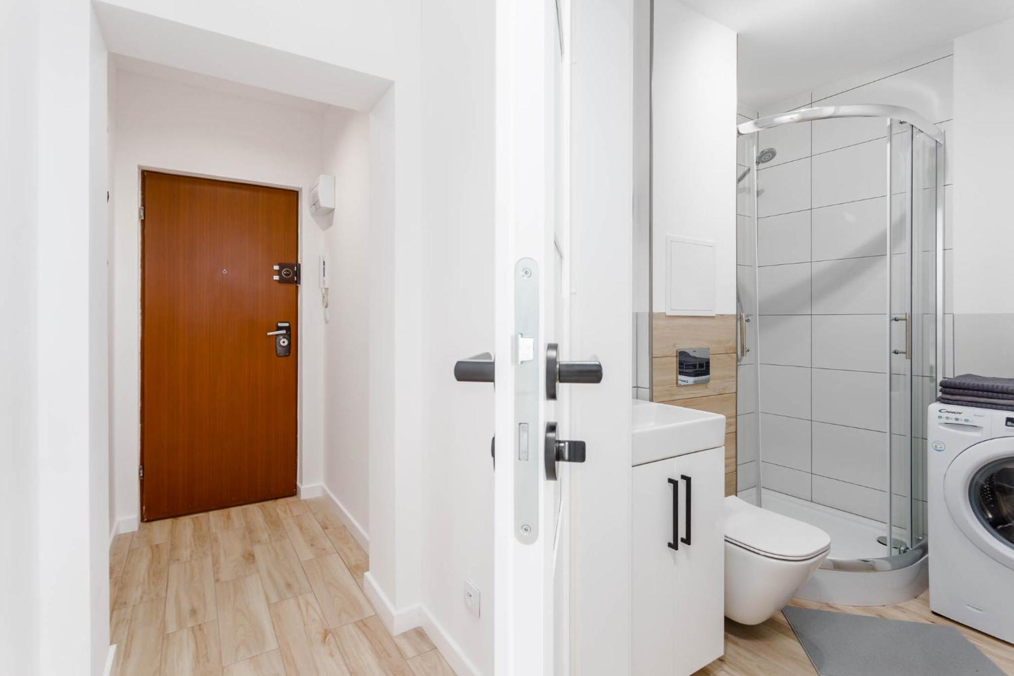 Enjoy! Srodmiescie Nowogrodzka Apartment Варшава Екстериор снимка